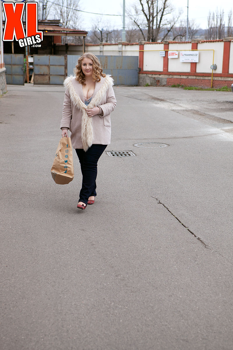 Ice Cream for Tessa Orlov - Photo 1 featuring Tessa Orlov