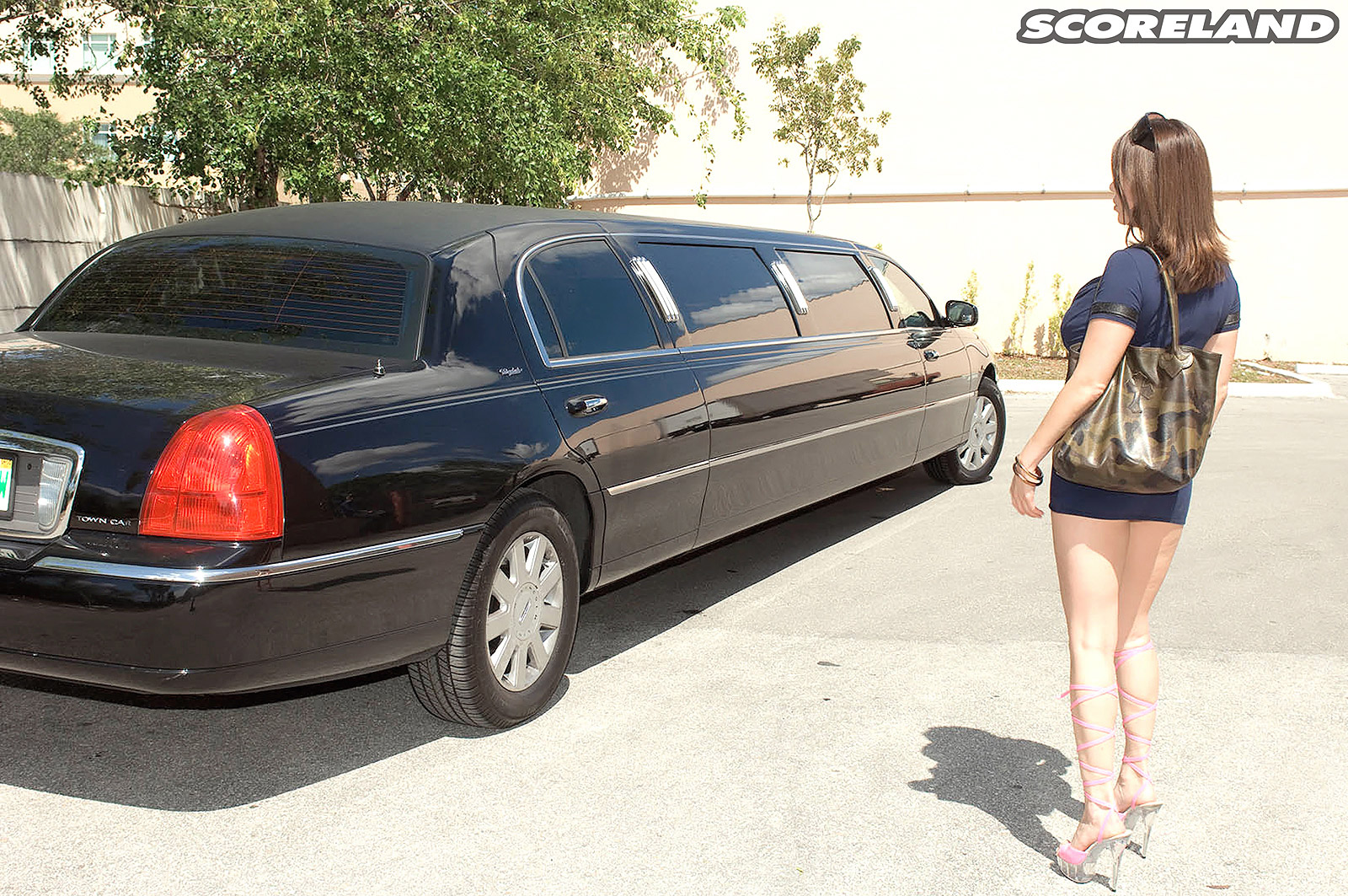 Best of Big Tit Hooker 5 - Photo 6 featuring Kianna Dior, Lee Stone